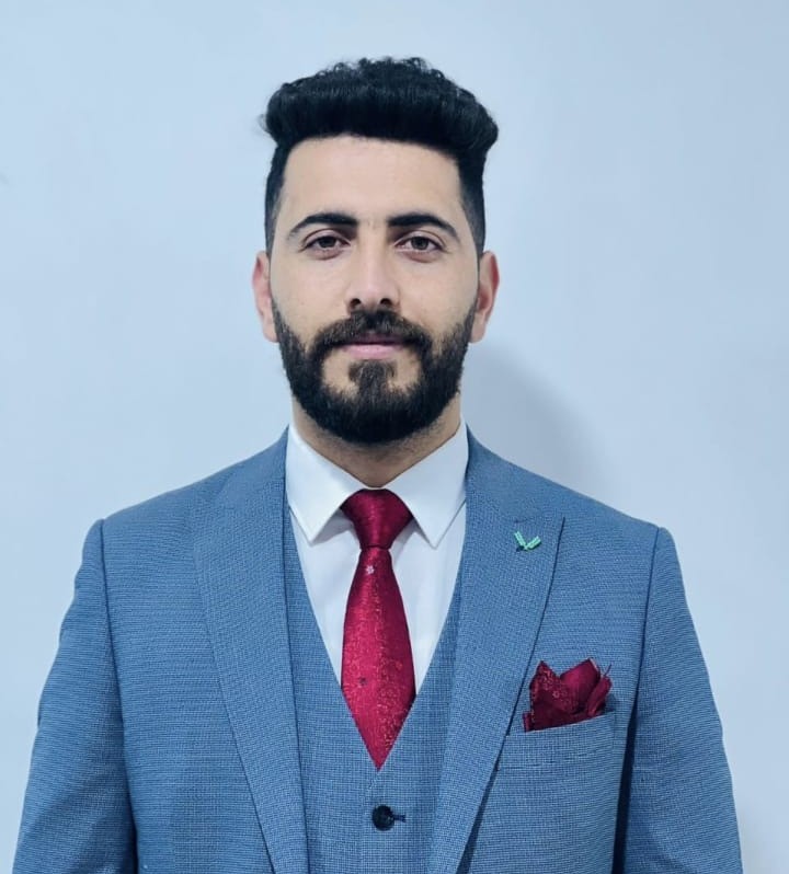 حمزة كامل